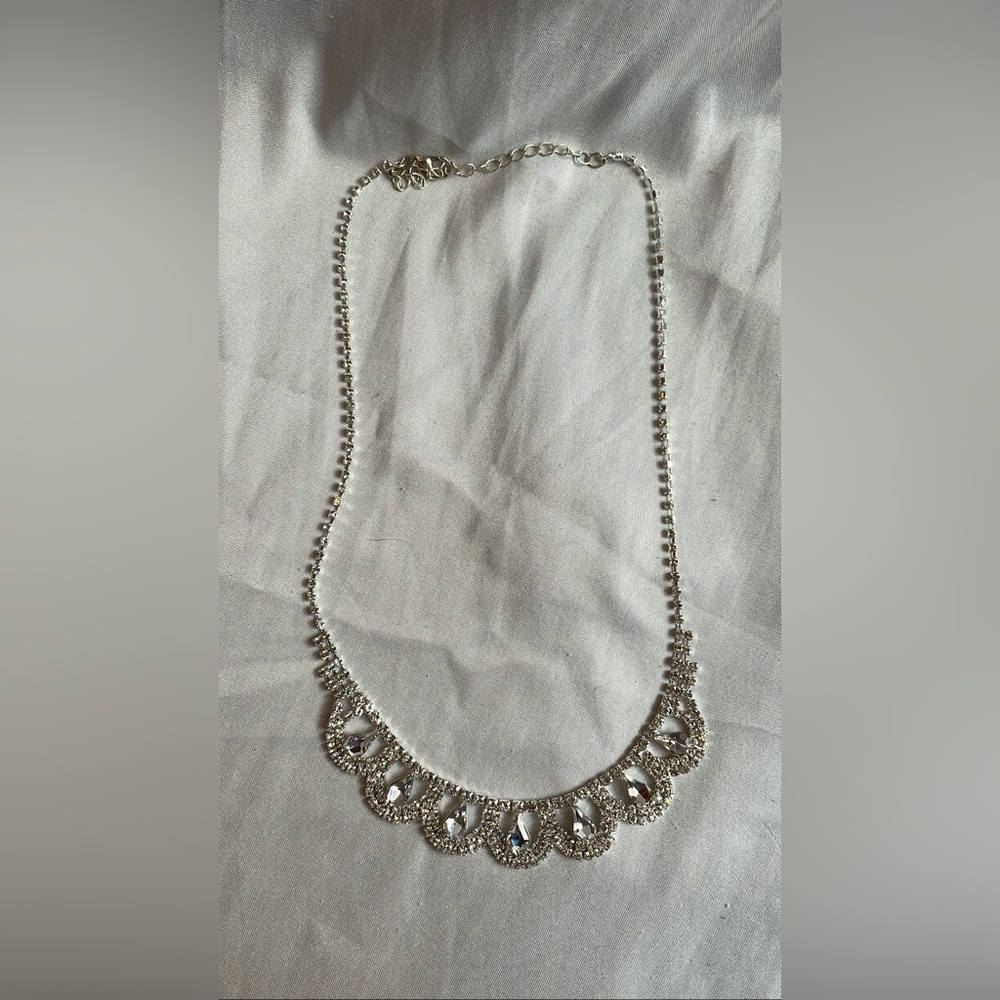 Costume Jewelry Diamond Necklace